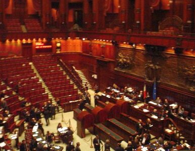 Temperamentna Izba Deputowanych - we Włoszech polała się krew