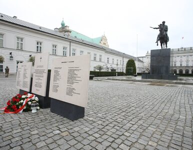 PiS zebrało niemal milion złotych na budowę pomników Lecha Kaczyńskiego...