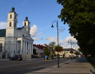 Miniatura: Suwałki - Centrum biznesowym...