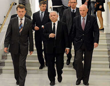 Miniatura: Kaczyński wyznaczył nagrodę. Wystarczy...