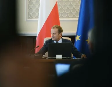 Miniatura: Tusk: sytuacja finansowa jest trudna,...