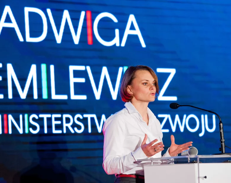 Miniatura: Wiceminister rozwoju poparła Andrzeja...