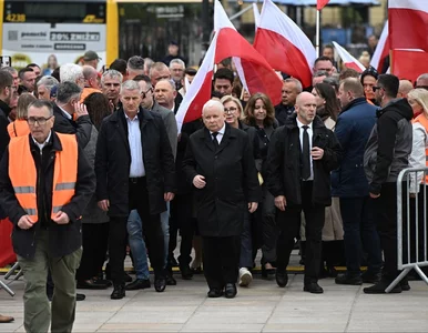 Miniatura: Awantura pod pomnikiem smoleńskim. Do...