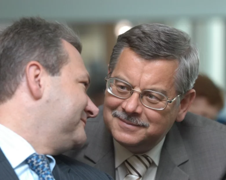 Miniatura: Nałęcz: Komorowski jest traktowany gorzej...