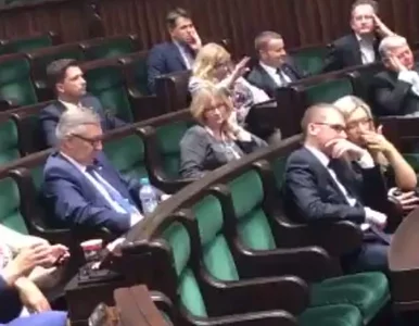 Miniatura: „Skandaliczne gesty posłanki PiS w czasie...