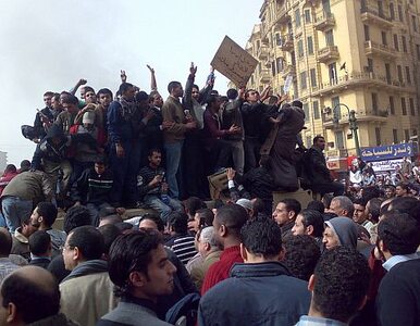 Miniatura: Egipt: starcia pod Ministerstwem Obrony....