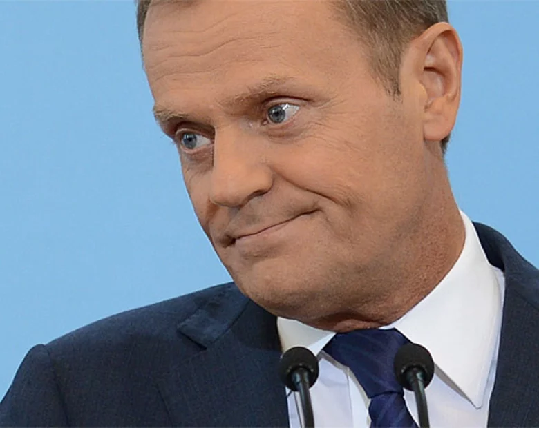 Miniatura: Tusk goni Kaczyńskiego w rankingu nieufności