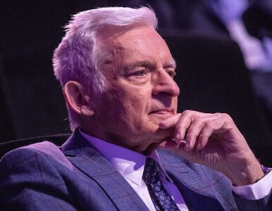Miniatura: Buzek o braku środków z KPO. „Nie ma...