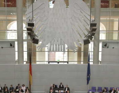 Miniatura: Bundestag za ratyfikacją Traktatu...