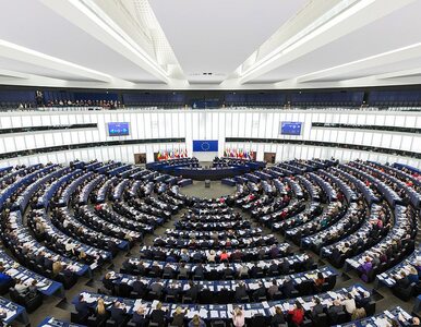 Przewodniczący frakcji w PE poparli negatywną opinię KE w sprawie Polski