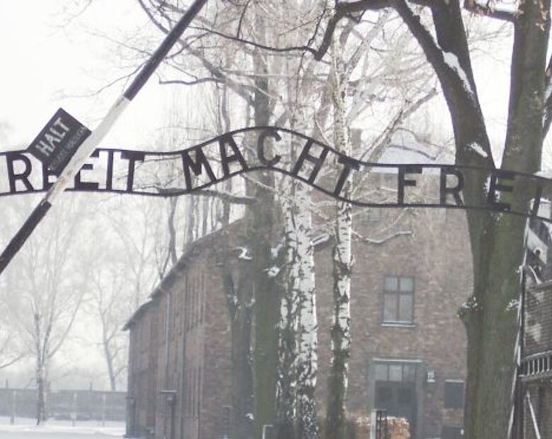Miniatura: Klose i Podolski w Auschwitz
