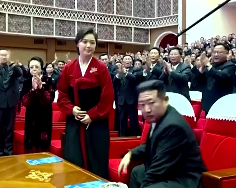 Żony Kim Dzong Una nikt nie widział prawie pół roku. Teraz pokazała się...