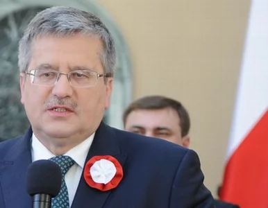 Miniatura: Komorowski dziękuje strażakom. "Trudno...