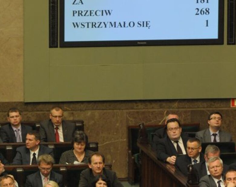 Miniatura: Będziemy pracować dłużej! Sejm uchwalił...