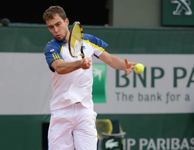 Miniatura: Wimbledon: Janowicz łatwo awansował do...