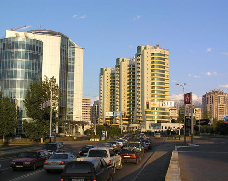 Miniatura: Kazachstan: trwa stan wyjątkowy w Żanaozen