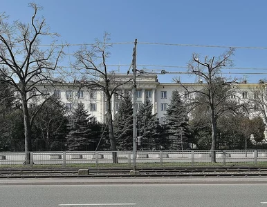 Miniatura: Jedna karetka i zamknięty szpital. Kulisy...