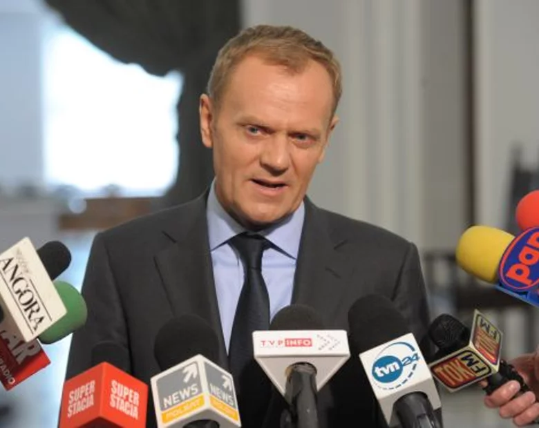 Miniatura: Tusk: Niesiołowski jest bohaterem PO