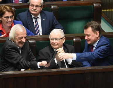 Miniatura: Najnowszy sondaż: PiS dominuje nad...