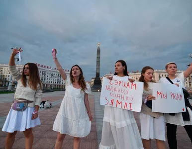 Miniatura: Świat się burzy, Białorusinki protestują w...