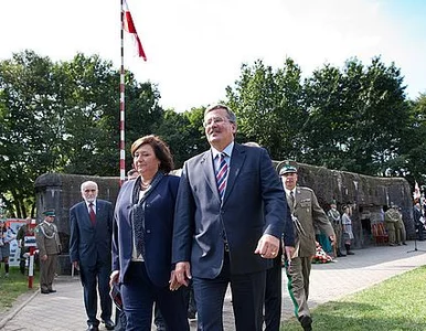 Miniatura: Prezydent składa hołd walczącym o polski...