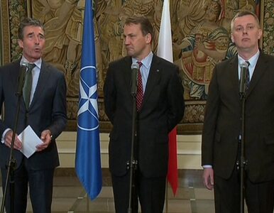 Miniatura: Rasmussen: NATO stoi ramię w ramię z Polską