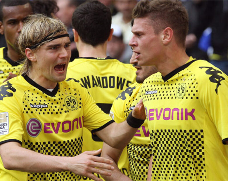 Miniatura: Borussia Dortmund dzieli skórę na...