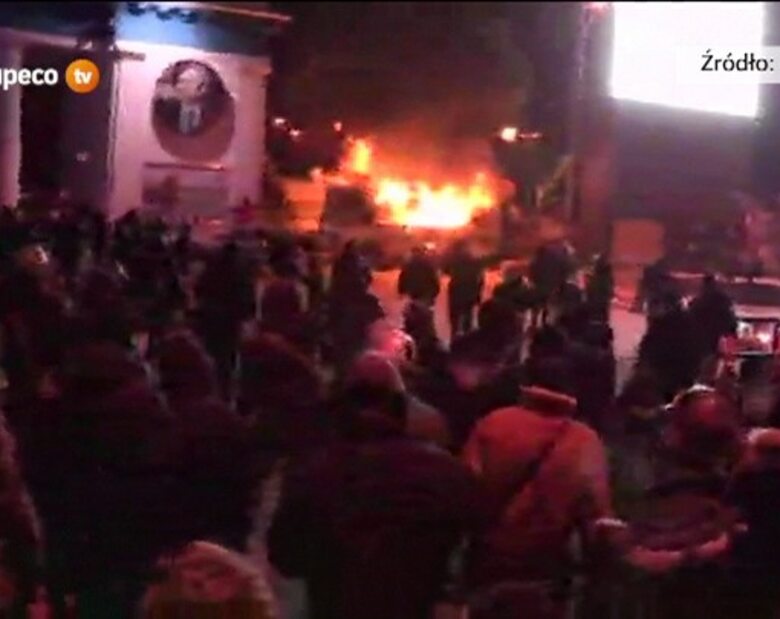 Walki na ulicach Kijowa. Kliczko grozi Janukowyczowi losem Kaddafiego