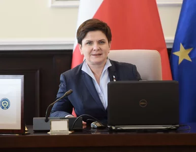 Miniatura: Szydło o roku u władzy: Nie uniknęliśmy...