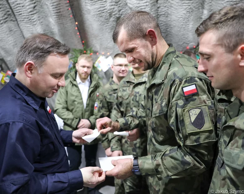 Miniatura: Prezydent Andrzej Duda ze świąteczną...