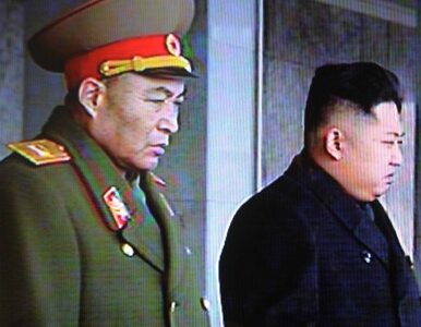 Miniatura: Korea Północna: Kim Dzong Un stanął na...