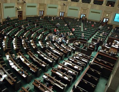 Miniatura: Sejm wysłucha rządu ws. afery taśmowej