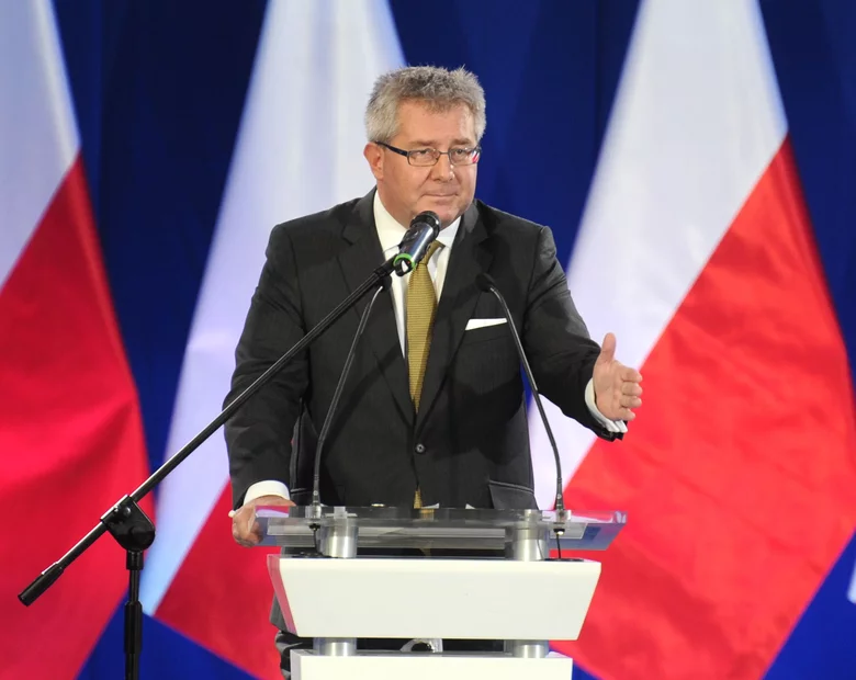 Miniatura: Czarnecki przekonuje, że współpraca z...