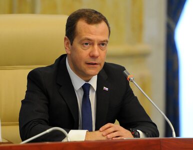 Miniatura: Miedwiediew: Rosyjski rząd podał się do...