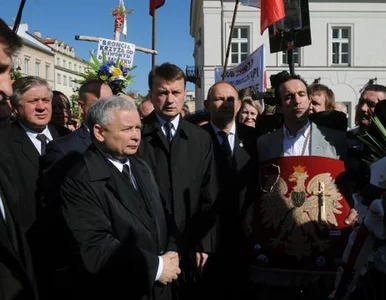 Miniatura: "Jarosław! Jarosław!" Prezes PiS znów pod...