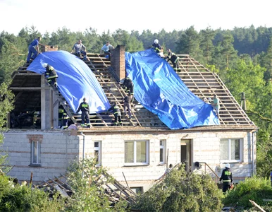 Miniatura: Trąby powietrzne nad Polską. "Niech rząd...