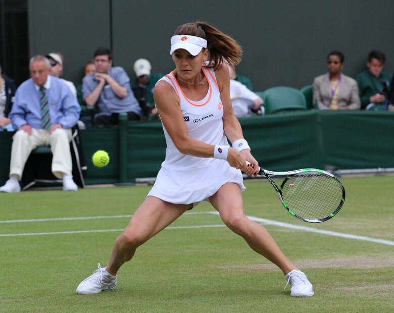 Miniatura: Wimbledon: Radwańska rozbita w IV rundzie