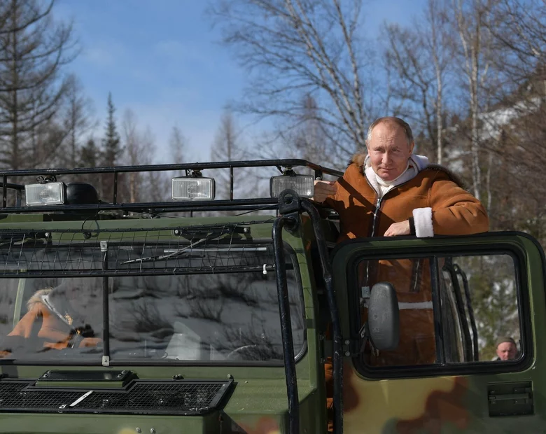 Miniatura: Kowal nazwał Putina „nowym Hitlerem”....