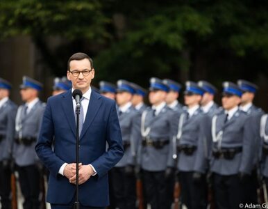 Miniatura: Premier: W „Złotopolskich” policjant gonił...