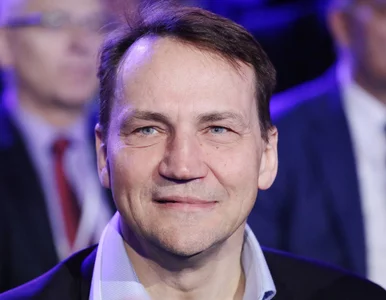 Miniatura: Radosław Sikorski: Od Beaty Mazurek wolę...