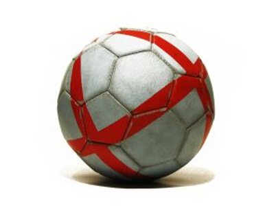 Miniatura: Piłka ręczna: Polacy pokonali Słoweńców