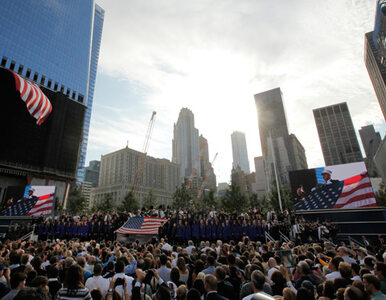 Miniatura: Ameryka czci ofiary 11 września