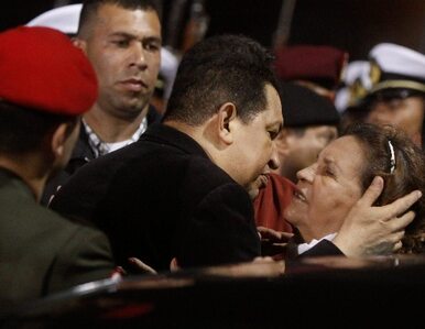 Miniatura: Hugo Chavez wrócił do Wenezueli. Czuje się...