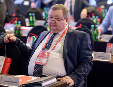 Zdzisław „95 proc. alkoholu piję służbowo” Kręcina zawitał na Twittera....