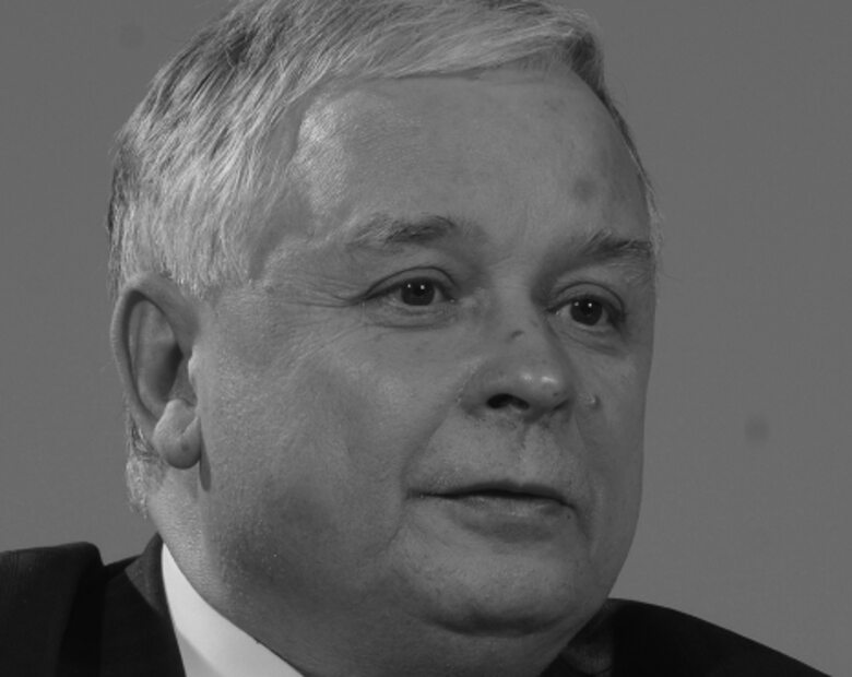 Lech Kaczyński nie chciał lecieć do Katynia z Tuskiem? "Nigdy tego nie...