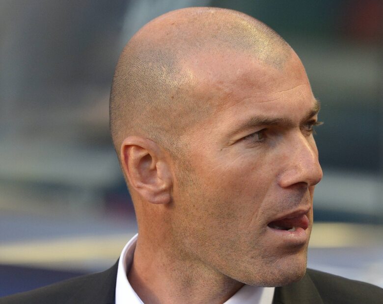 Miniatura: Zidane zawieszony na 3 miesiące. Pracował...