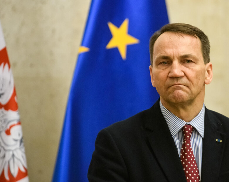 Miniatura: Sikorski apelował o zaostrzenie sankcji i...