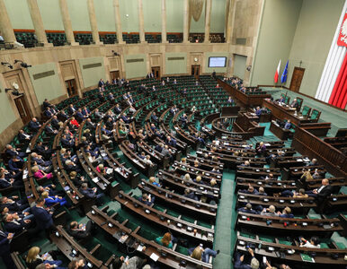 Miniatura: Komisja ds. afery wizowej. Sejm wybrał...