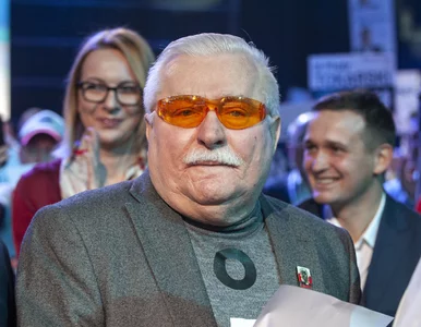 Miniatura: Wałęsa zdradził skąd czerpie „wiedzę” o...