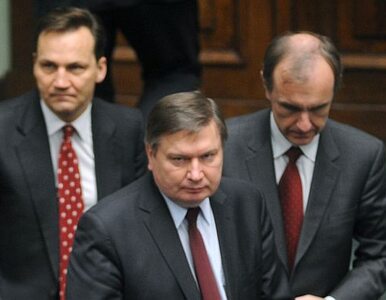 Miniatura: PiS: ministrowie lekceważą parlament i...